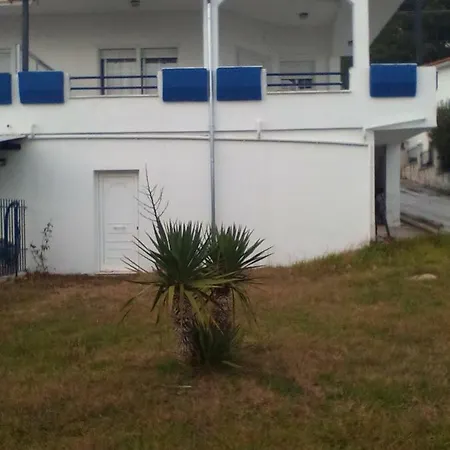 View * Karianí